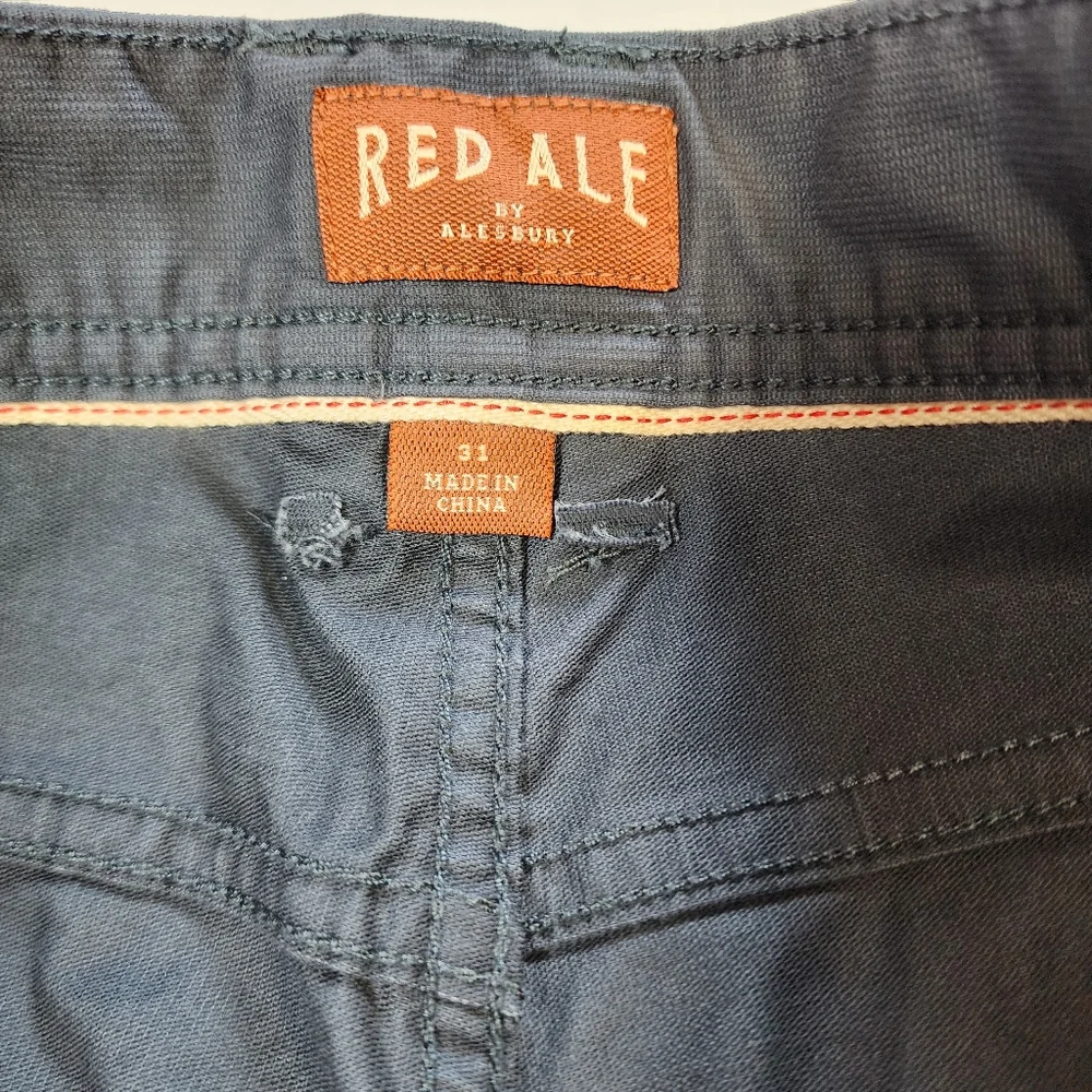 Red Ale Micro Corduroy Chino Shorts Navy Flat Front Casual Mens Size 31x11 - Picture 4 of 10